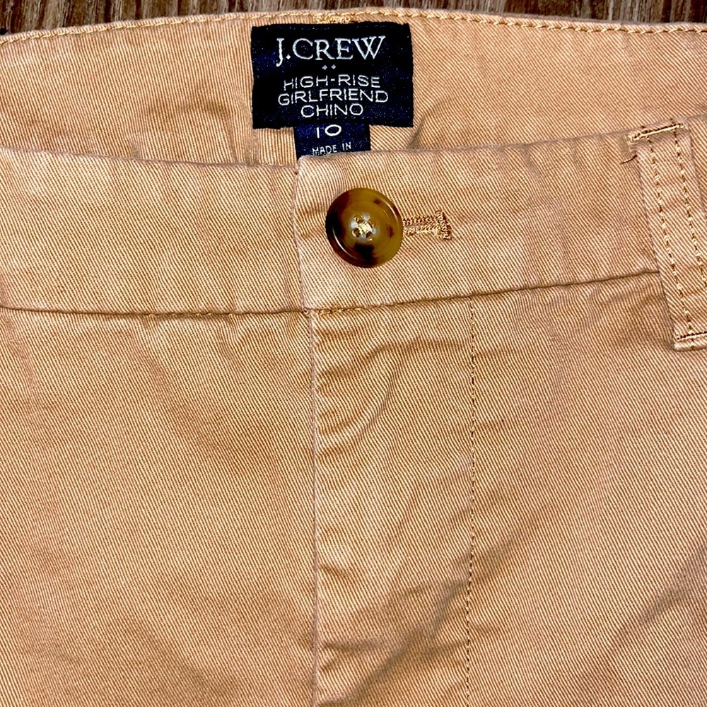 J Crew Tan High Rise Girlfriend Cut Khakis. Size 10